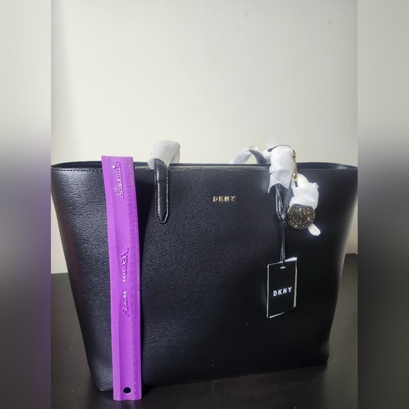 Mystery Giveaway - Im Moving & Need Everything Gone Gone! - Picture 14 of 16